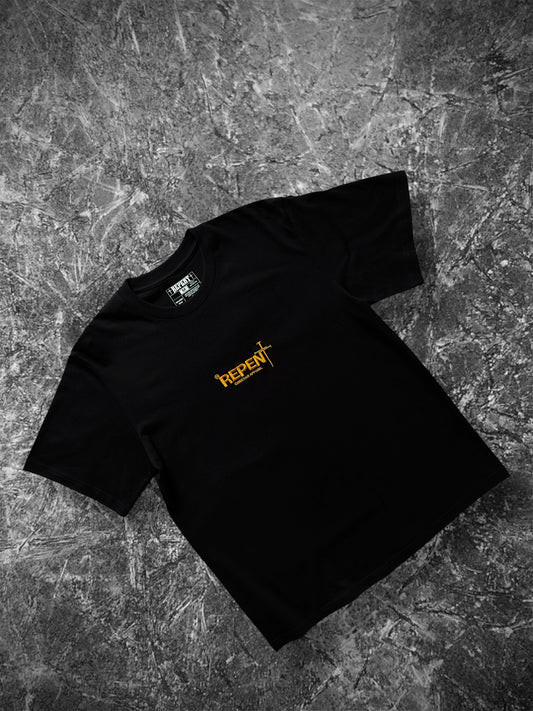 ISA53:5 Black & Gold classic Tee