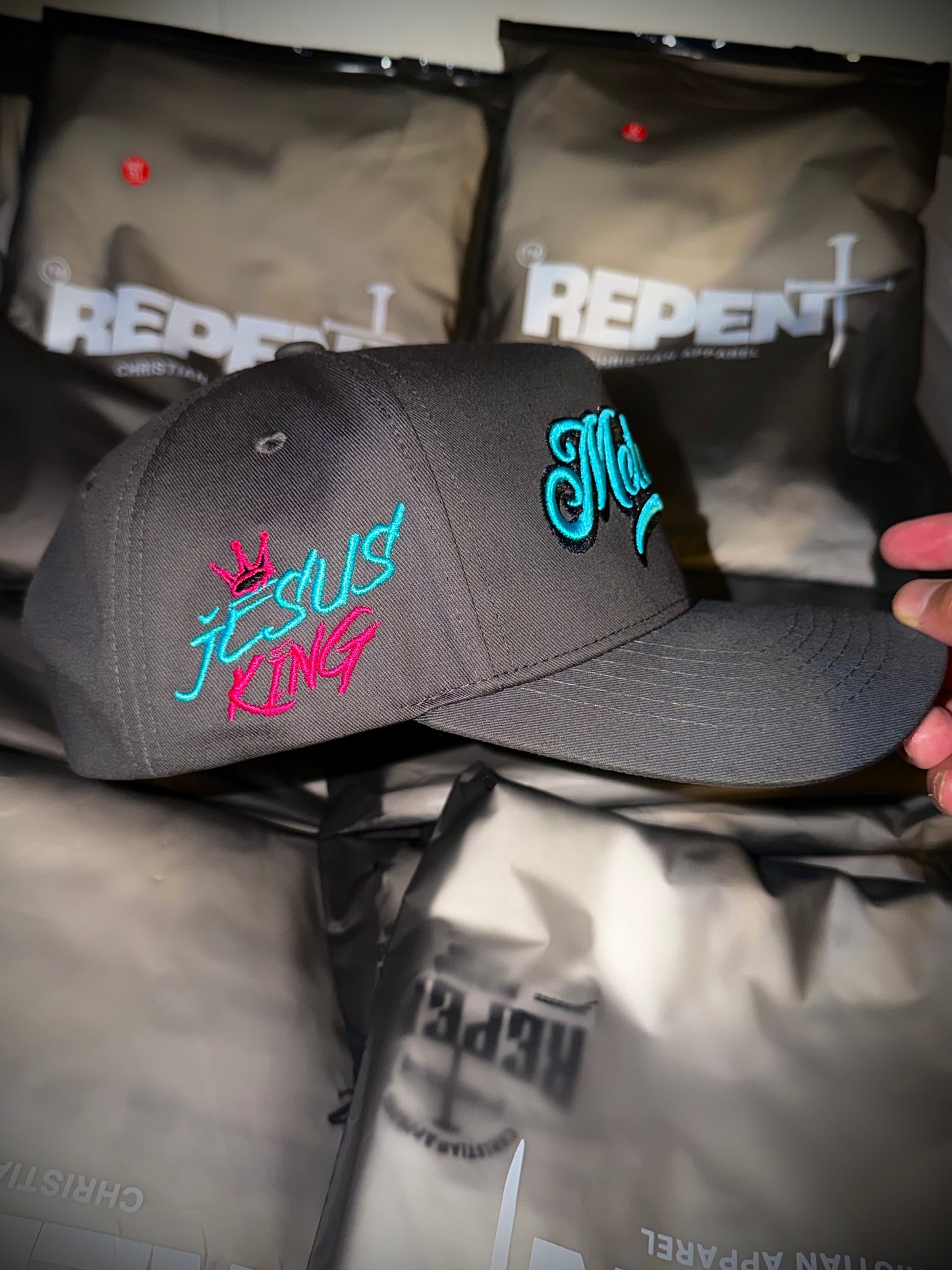 Grey & Terquoise Metanoeō 5 Panel snap back cap