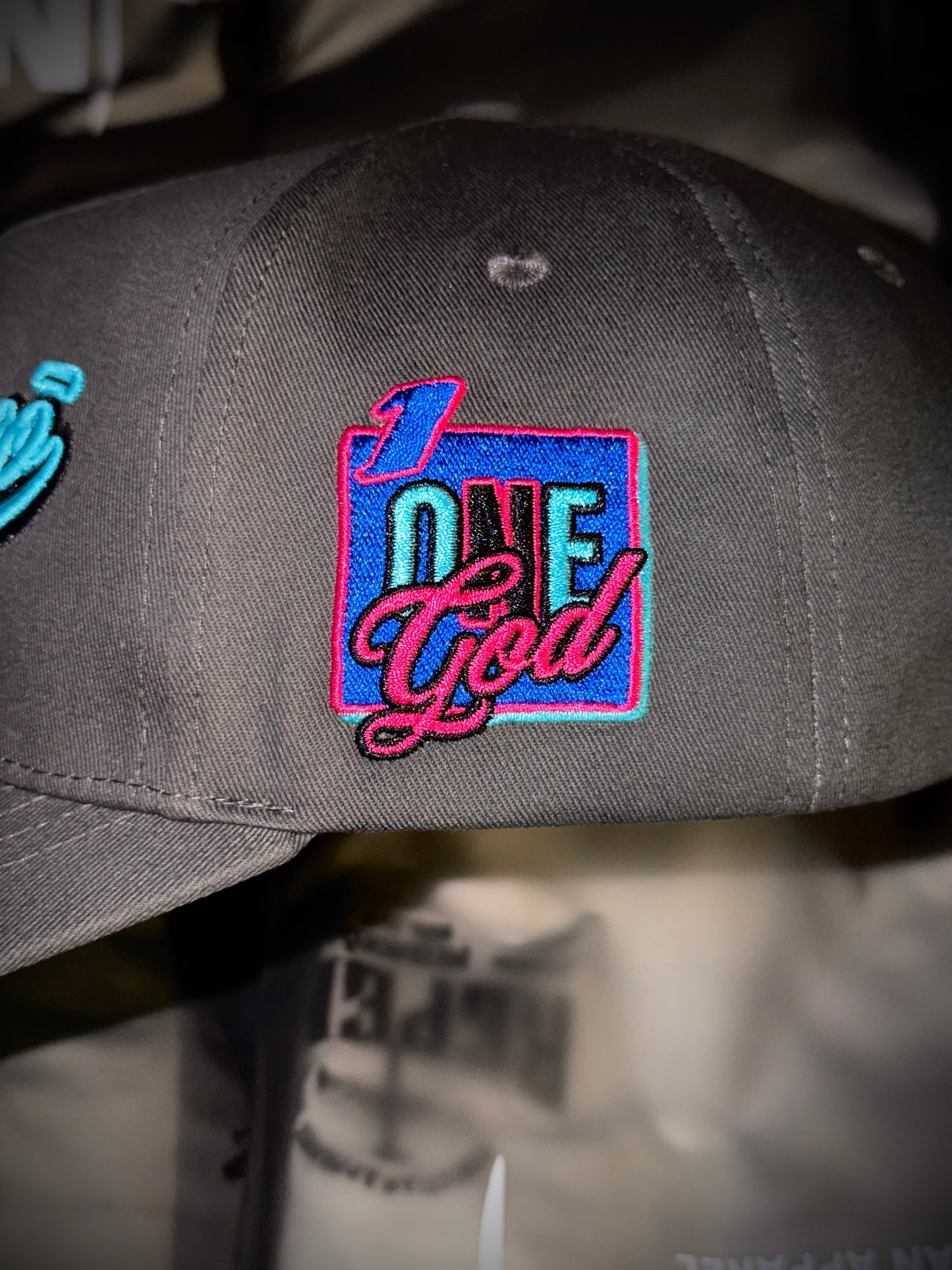 Grey & Terquoise Metanoeō 5 Panel snap back cap